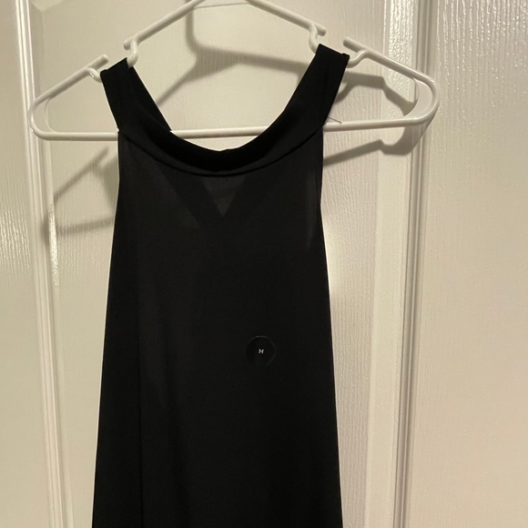 Banana Republic Criss Crosses back halter top - Picture 2 of 4